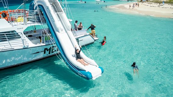 Icacos Island All-Inclusive Snorkel and Boat Tour