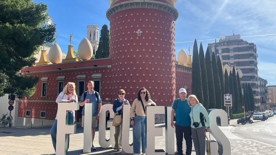 Girona & Dali Museum Small Group Tour with Pick-up from Barcelona