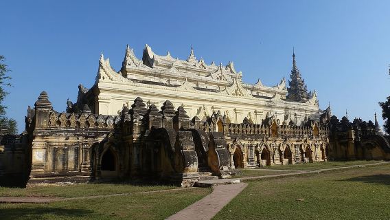 Tour privado por Amarapura, Mingun, Sagaing e Inwa (AVA)