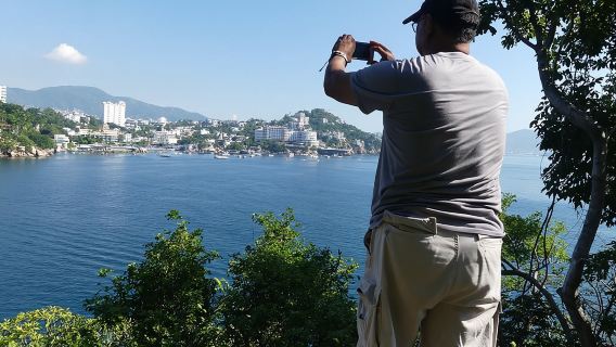 Isla Roqueta: Excursión a pie, snorkel y playa con almuerzo y bebida.