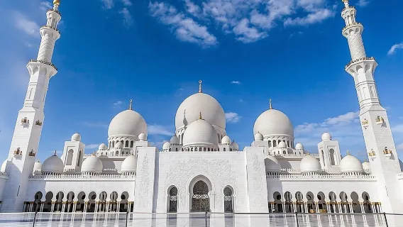 Private Abu Dhabi City Tour with Pick up from Dubai or Abu Dhabi