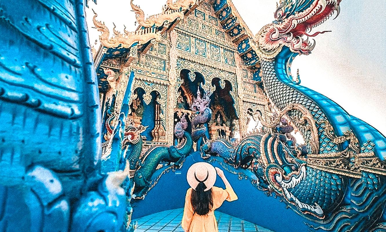 チェンマイ発 バーンダム博物館+ワット ローンクン+ワット ローンスアテン+カレン首長族村 純粋観光ワンデーツアー VIP少人数ツアー選択可