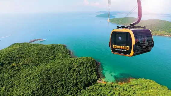 越富國島南島群出海浮潛+體驗跨海纜車-乘坐快艇｜跟團遊或包團