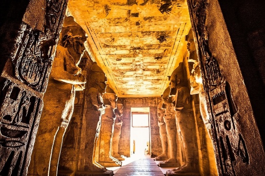 Aswan: Tour trong ngày đến Abu Simbel từ Aswan bằng xe riêng