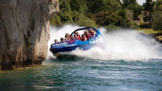 Hukafalls Jet Boat Ride in Taupo