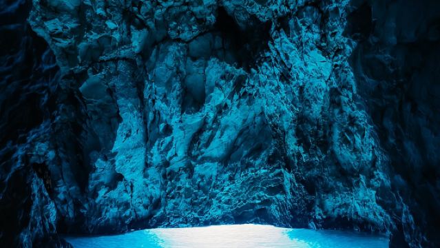 Blue Cave Small-Group Boat Tour from Dubrovnik