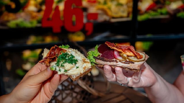 Copenhagen Private Food Walking Tour with 6 or 10 Tastings