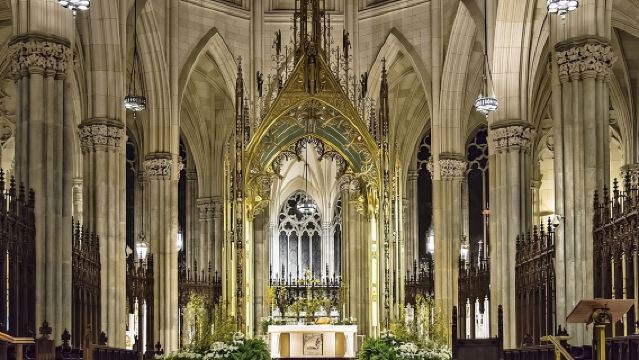 ทัวร์พิเศษเบื้องหลังมหาวิหารเซนต์แพทริกอย่างเป็นทางการ