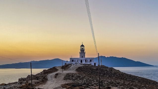 4 Hour Private Island Tour in Mykonos - Mykonos in a day