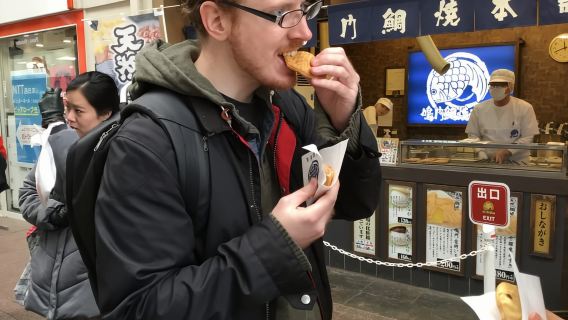 Recorrido gastronómico a pie por el mercado de Nishiki con guía local