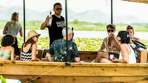 Lago Skadar: recorrido turístico guiado en barco con bebidas