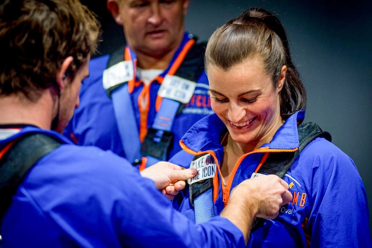 Adelaide: Rooftop Climbing Experience of the Adelaide Oval