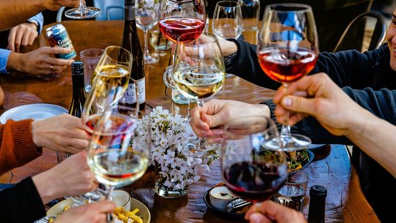 The Original Queenstown Wine Tour – Celebrating Over 30 Years