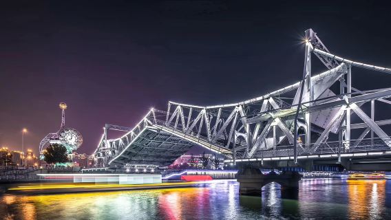 Perjalanan Satu Hari Malam Tianjin Distrik Italia + Pertunjukan Komedi Tradisional + Jam Abad + Jembatan Pembebasan │Grup Maksimal 6 Orang