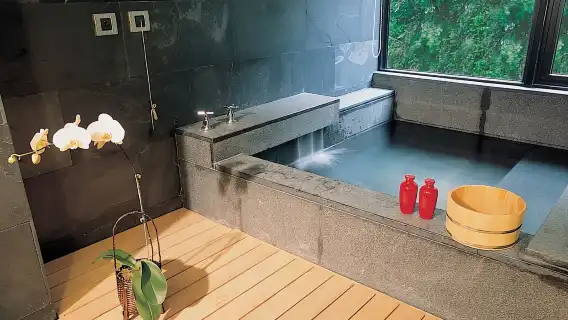 Fulaoduo Wulai Resort in New Taipei City | Scenic Hot Spring Room & Japanese-Style Public Bath | Hot Spring Experience & Exquisite Dining | Book Online via Official Website