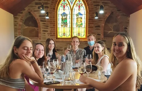 麥拿倫谷及格萊內爾格品酒觀光半日遊（下午）