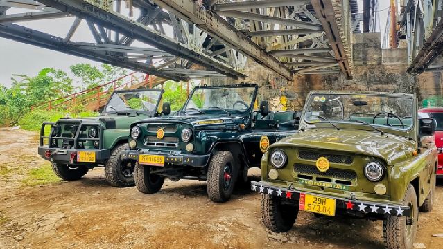 Hanoi Jeep Tour: Food, Culture and Fun by Vietnam Army Jeep