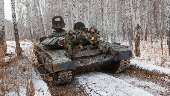 Военный опыт в Москве, Россия: танк Армата Т-14 + стрельба боевыми патронами|бронетранспортер&