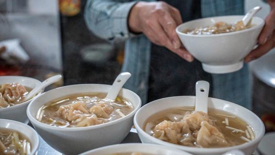 Authentic Evening Food Tour With Locals - Eatwith