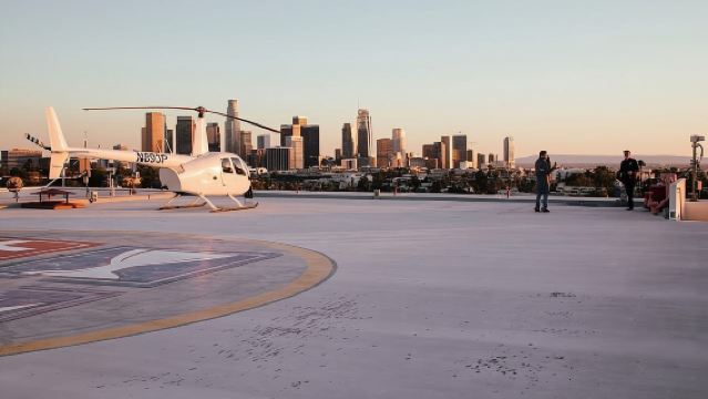 Los Angeles : survol en hélicoptère avec atterrissage sur les toits du centre-ville