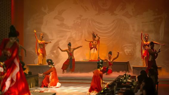 Luoyang Empress Wu Feast Experience (Dingdingmen Branch) (Imperial Indulgence + Elegant Dance in Magnificent Attire + Royal Delicacies + Tang Dynasty Charm + Zhou Dynasty Splendor)