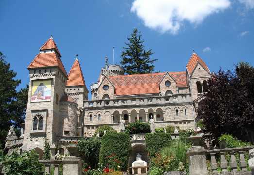 1-day tour to Szekesfehervar + Bory Castle + St. Stephen's Basilica + Cistercian Church