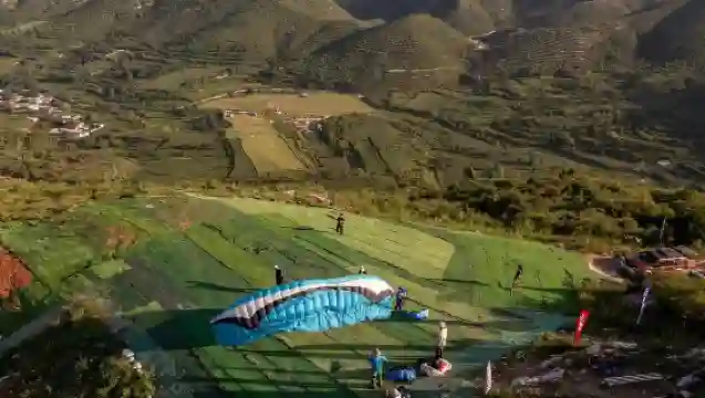 北京寰羽飛行基地滑翔傘飛行體驗【專業教練帶飛+送GoPro影片拍攝】