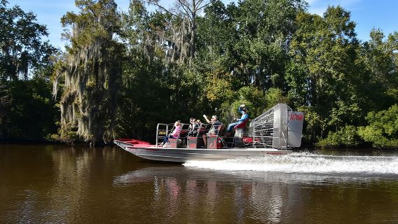 Perjalanan New Orleans Airboat