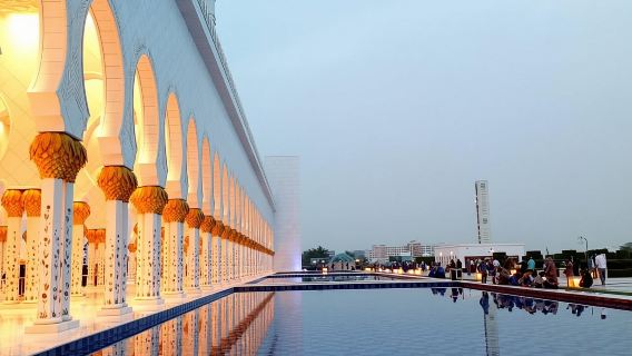 Stadtrundfahrt Abu Dhabi ab Dubai – Ganztagestour