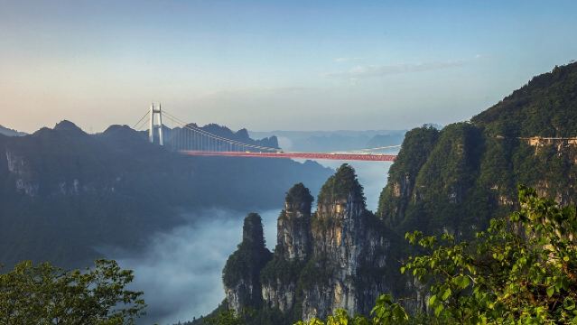 德夯大峽谷+流沙瀑布+矮寨懸崖棧道+矮寨大橋+天問台一日遊