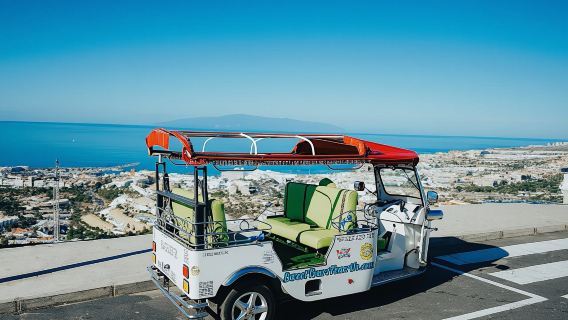 ทัวร์รถตุ๊กตุ๊กคู่