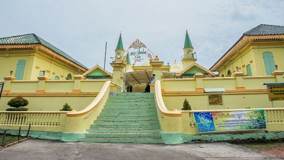 Tour por la isla de Penyengat con almuerzo y traslado al hotel|Indonesia
