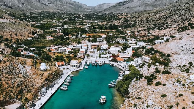 Crociera in barca di un giorno a 3 isole con ritiro opzionale