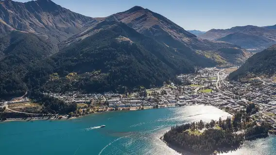 Queenstown Scenic Flight + Milford Sound / Piopiotahi Cruise + Flight - Time-Saving with Transfers Included