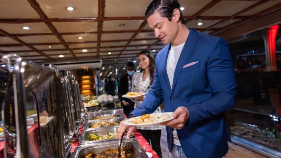 Dubai: Pelayaran Makan Malam Mewah di Kanal dengan Transfer Opsional