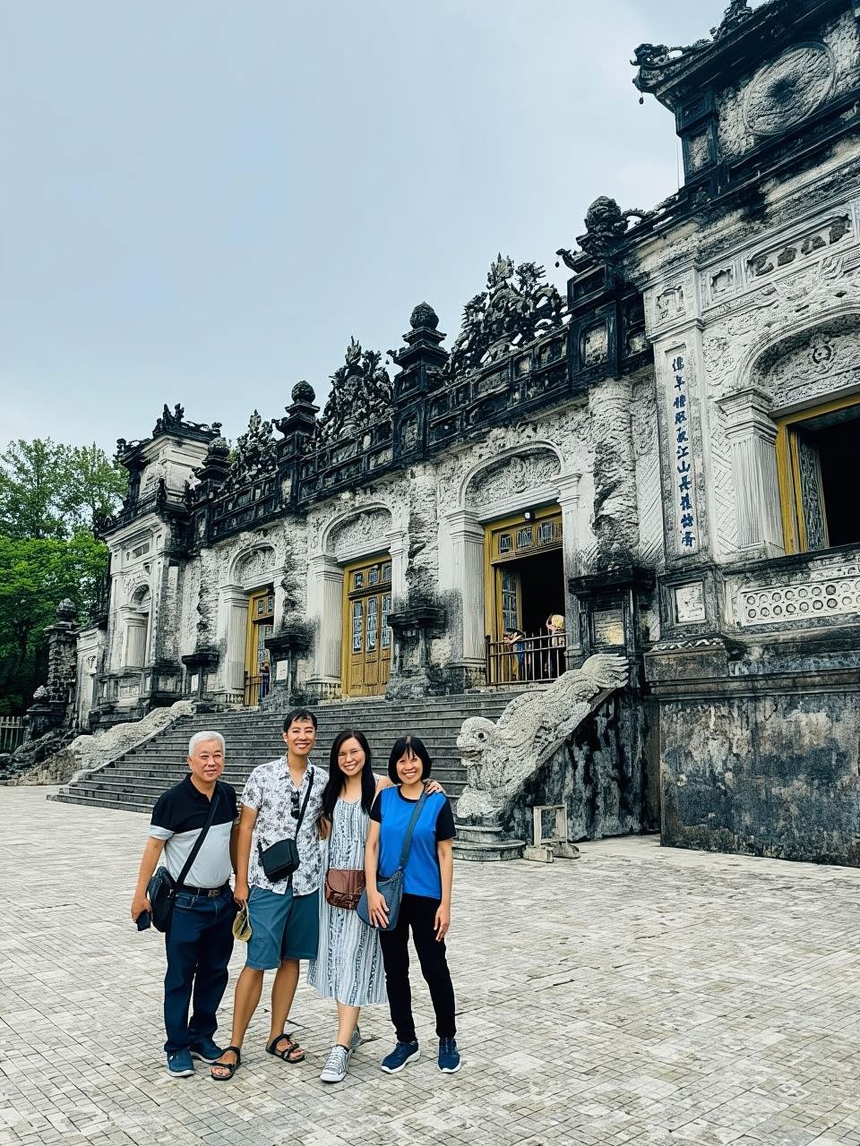 Da Da Nang: gita di un giorno alla città imperiale di Hue e alla tomba di Khai Dinh