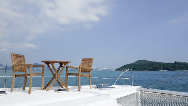 【香港遊艇包船出海】香港法國SABA 50豪華雙體帆船遊艇包船出海或夜遊維港～觀光海上美景暢享水上娛樂～