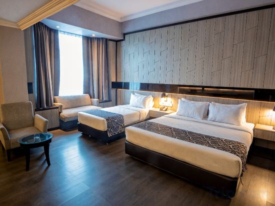 Grand Jatra Hotel Pekanbaru Room Type - Triple Room