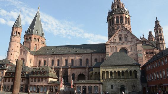 1,5 Hour Private Guided Walking Tour: Cathedral and Old Mainz