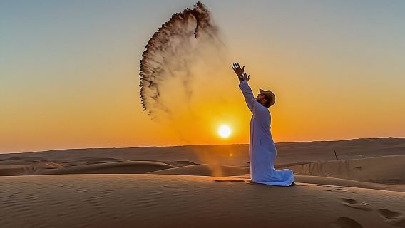 Privétour van een hele dag naar Wadi Bani Khalid met uitzicht op de zonsondergang in de woestijn