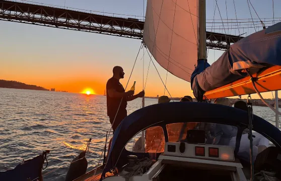 里斯本塔霍河日落郵輪之旅