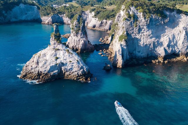 Sea Cave Adventures in the Coromandel