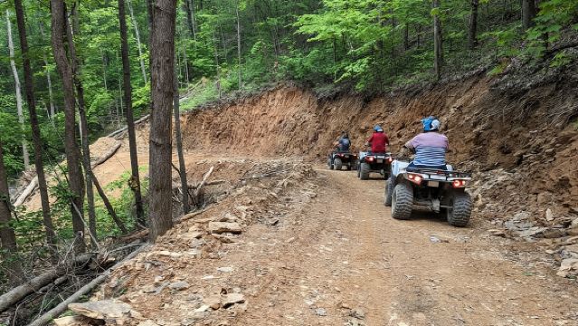 Esperienza guidata in fuoristrada ATV nel Tennessee orientale