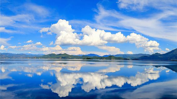 Lugu Lake and Mosuo Culture Private Tour from Lijiang