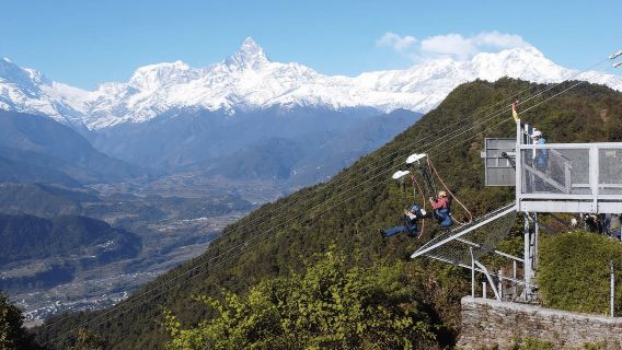 Pokhara: Sunrise ZipFlyer mit Champagnerfrühstück