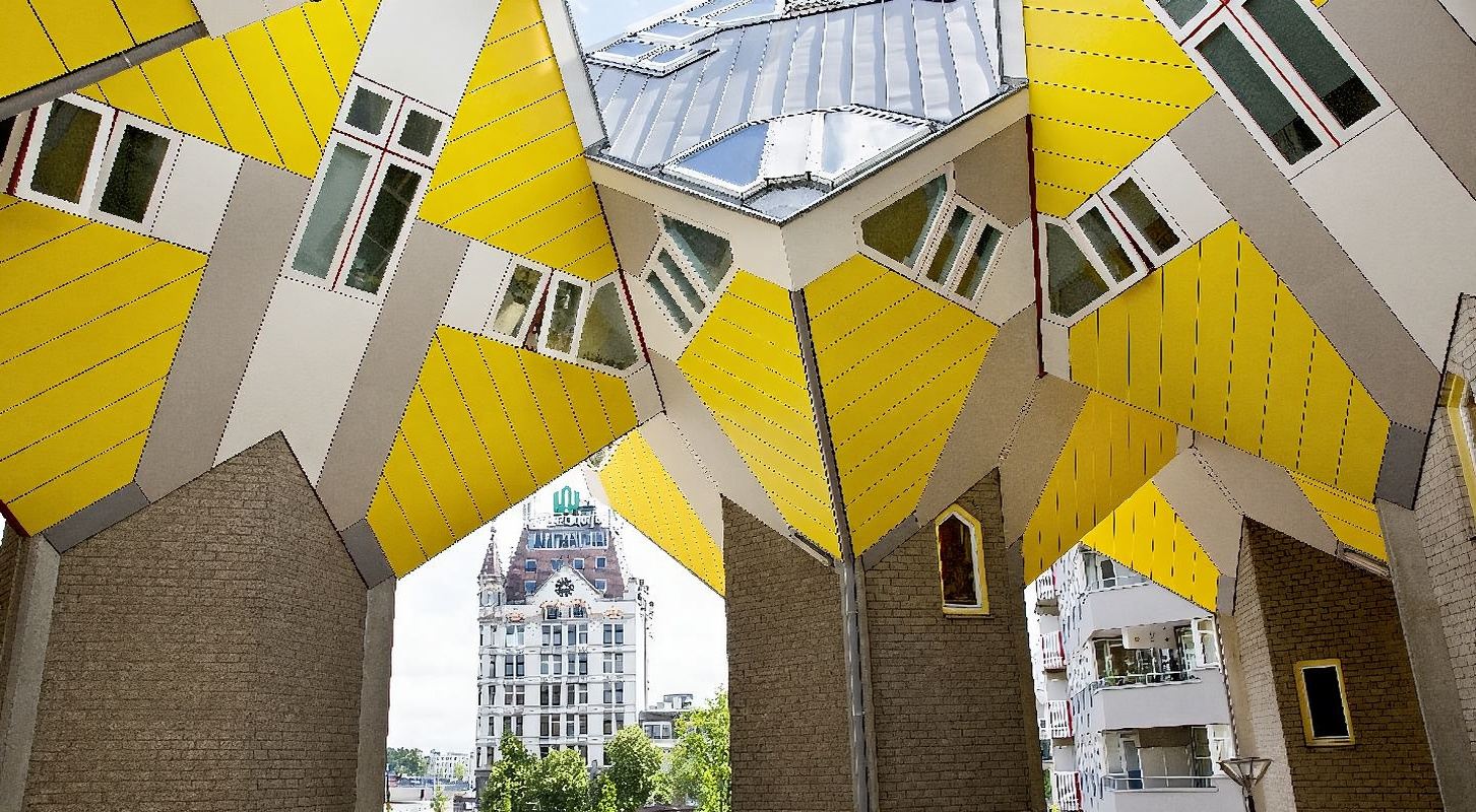 Rotterdam Kijk-Kubus Museum-house + Kinderdijk Windmills + Scheveningen strand
