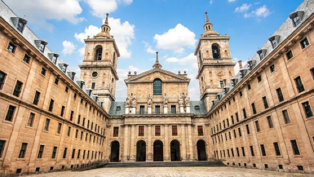 馬德里出發：埃斯科里亞爾修道院＋托萊多大教堂＋托萊多城堡