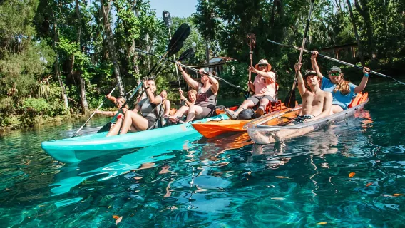 Crystal River: Tour in Kayak Trasparente per l'Avvistamento dei Lamantini alle Three Sisters Spring