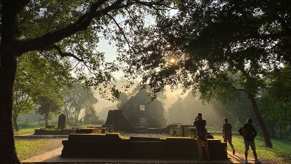 My Son Sanctuary Early Morning Tour 6 am w Banh my and Coffee