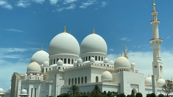 Abu Dhabi Half Day City Tour Sharing Experience